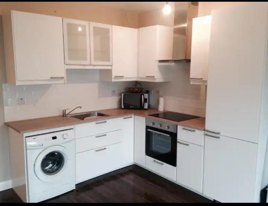 Salthill Village 3 Bed Apartment Galway Exteriör bild